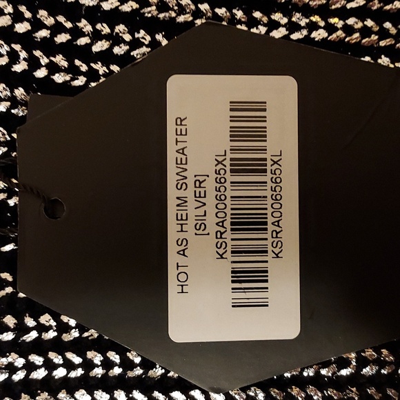 Killstar NWT Goth Distressed Metallic Silver Hooded Pullover Sweater Size XL - Picture 8 of 8